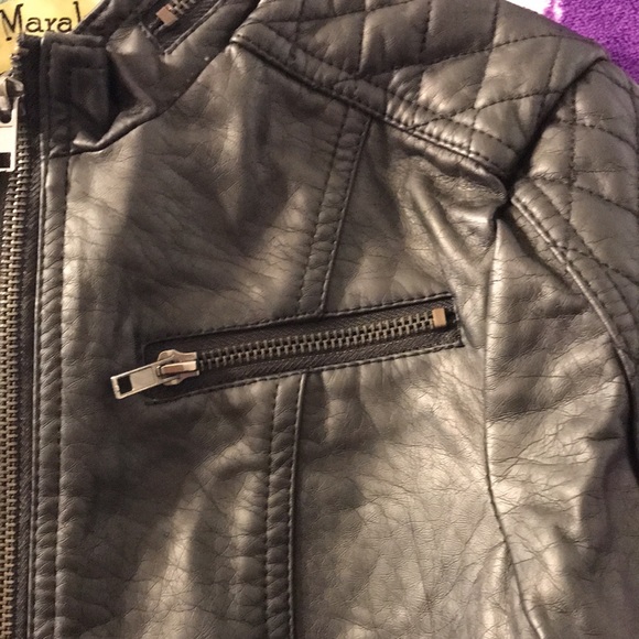 Maralyn & Me size small jacket - Picture 3 of 5